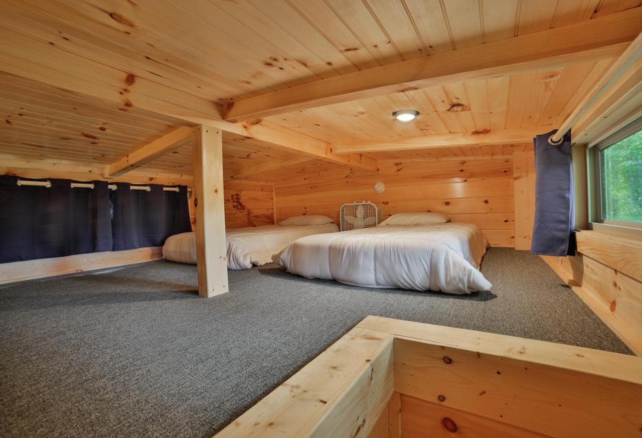Thomas Cabin Forest Tiny Cabin With Hot Tub Chattanooga Eksteriør bilde